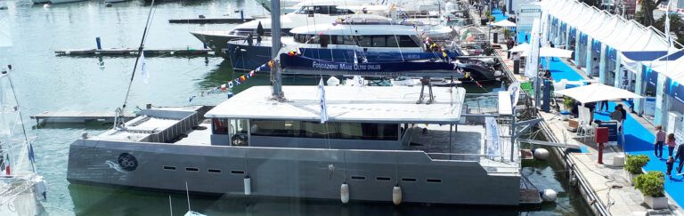 Una bella immagine di Elianto, il catamarano completamente accessibile della Fondazione Mare Oltre.